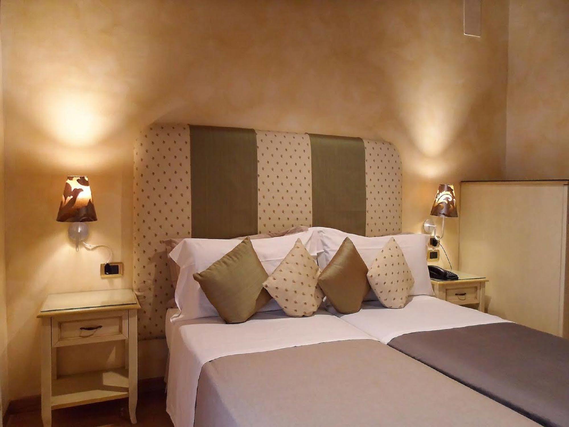 Condotti Rooms Roma Dış mekan fotoğraf