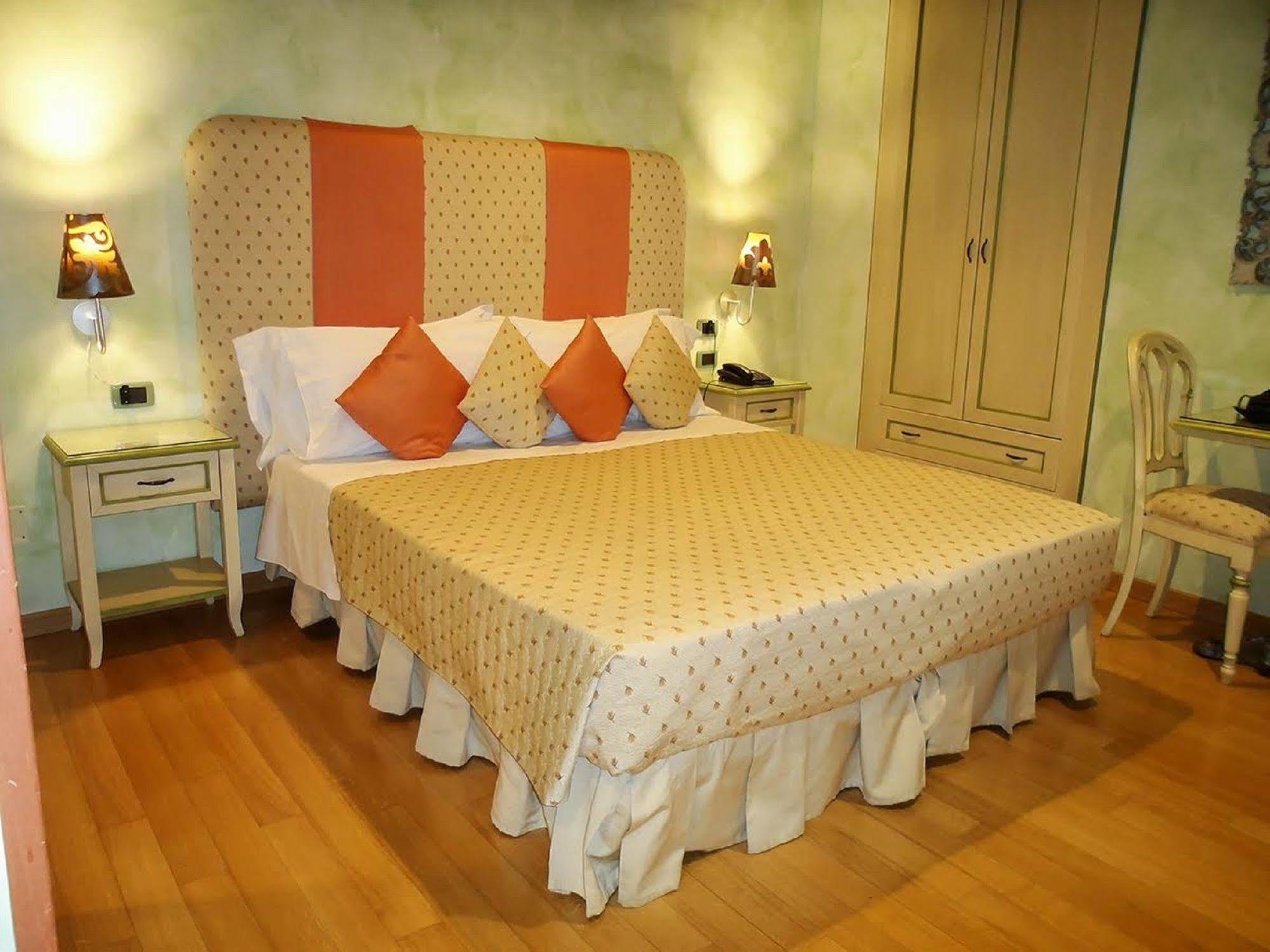 Condotti Rooms Roma Dış mekan fotoğraf
